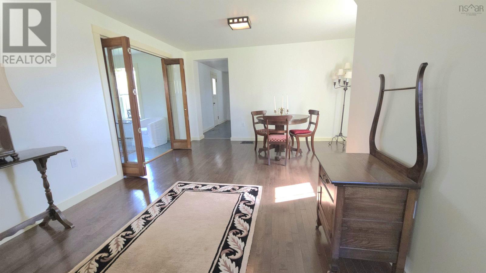 62 Chapel Street Property Photo 18