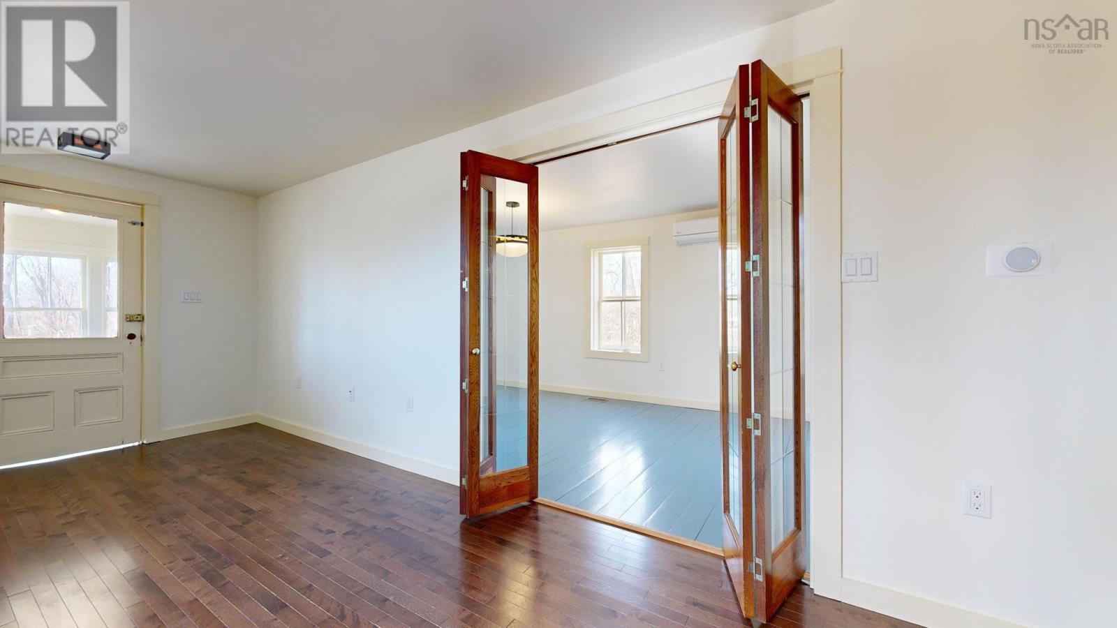 62 Chapel Street Property Photo 23