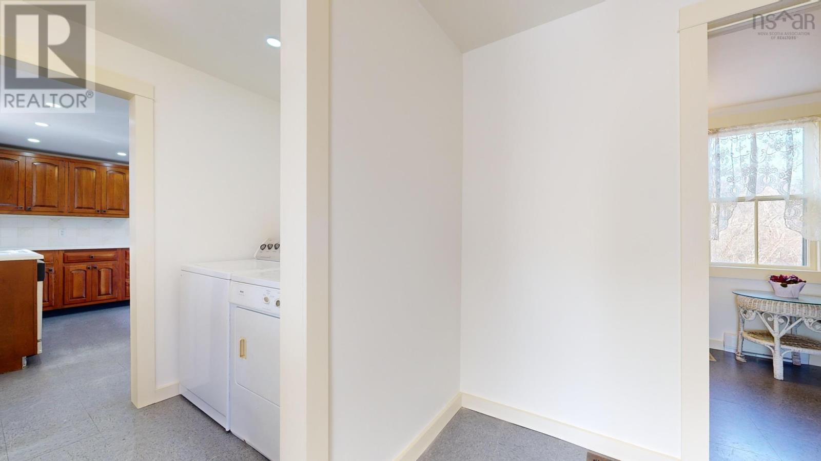 62 Chapel Street Property Photo 25