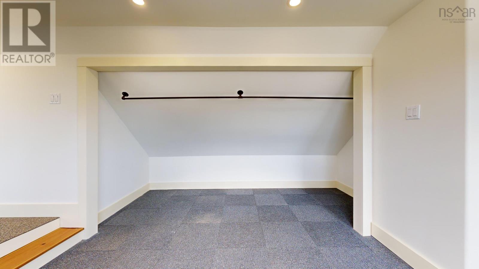 62 Chapel Street Property Photo 34