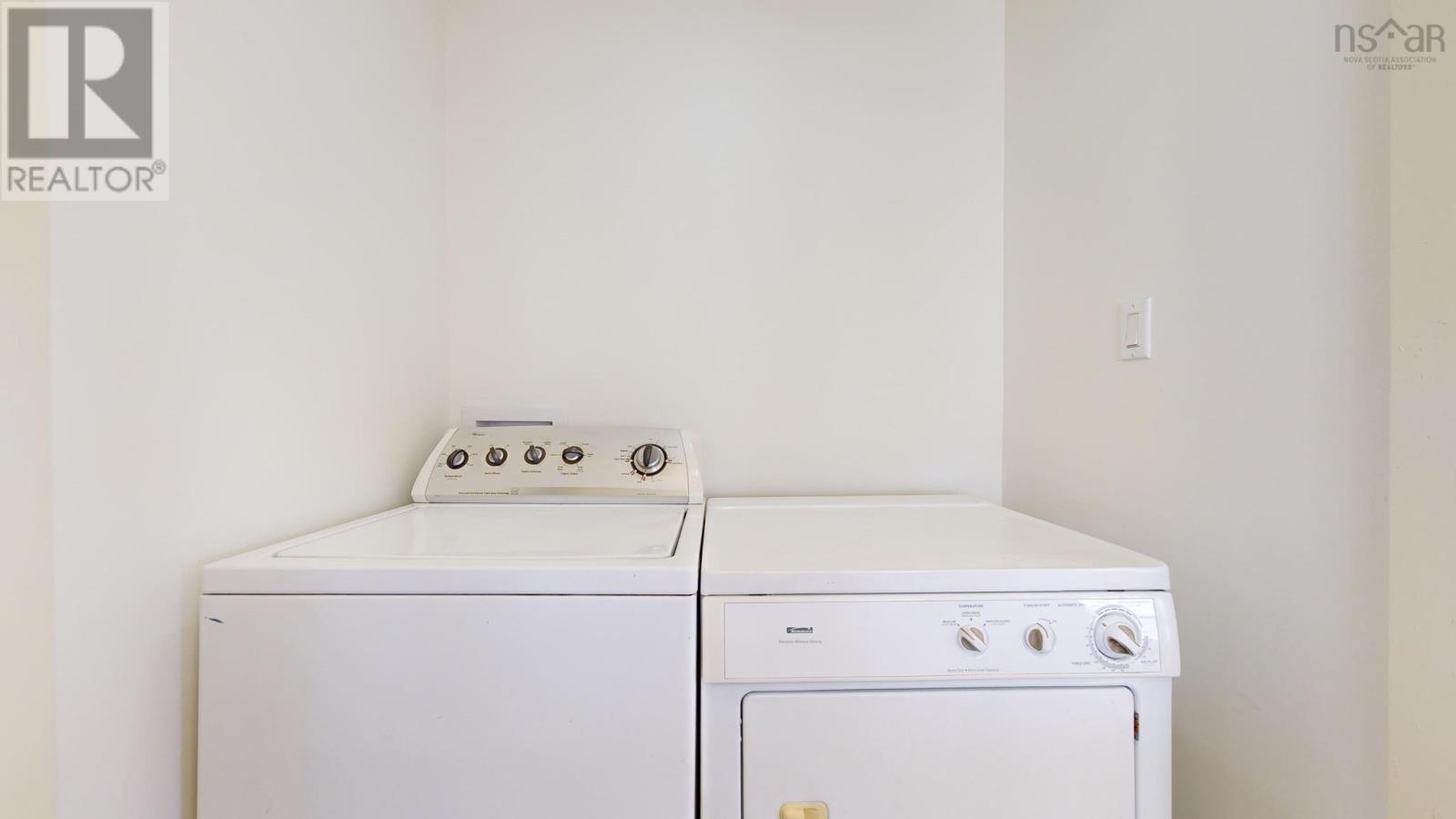 62 Chapel Street Property Photo 37