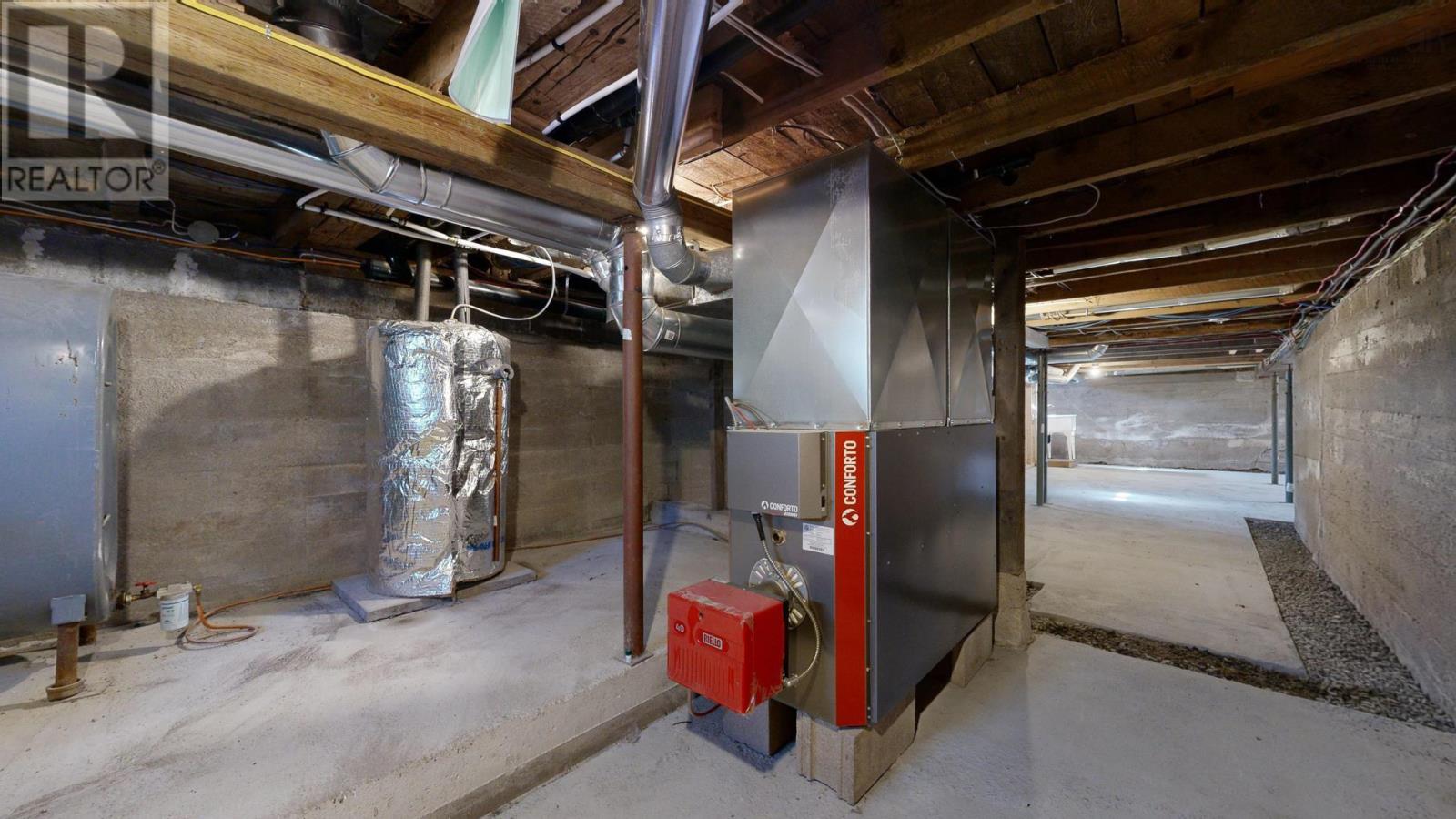 62 Chapel Street Property Photo 38