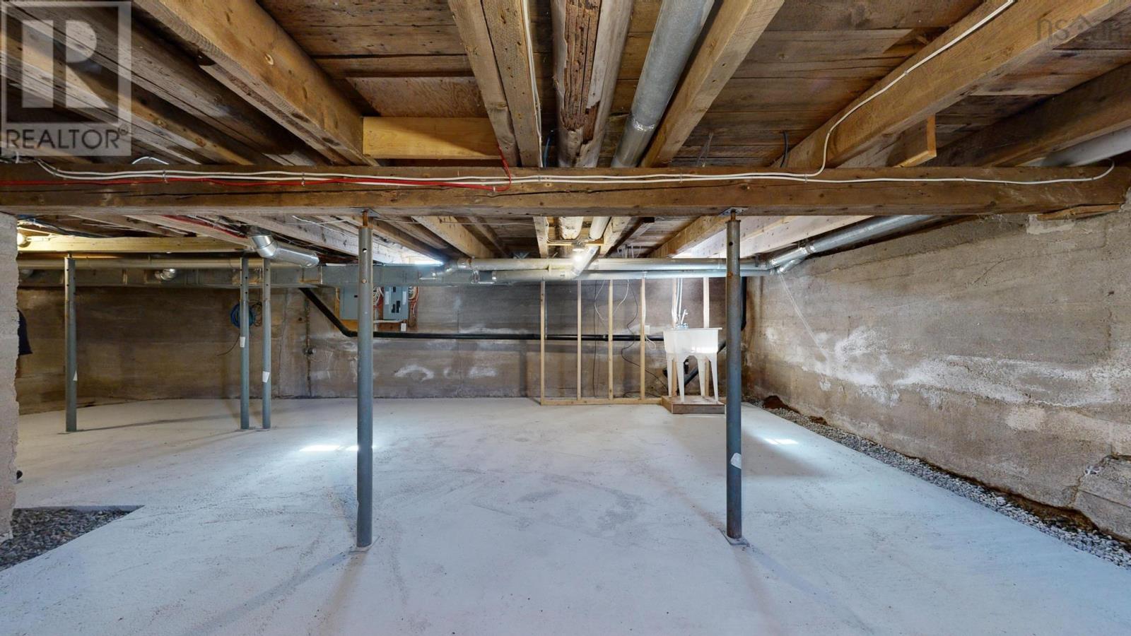 62 Chapel Street Property Photo 39