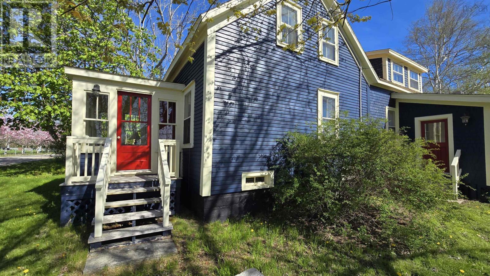 62 Chapel Street Property Photo 41