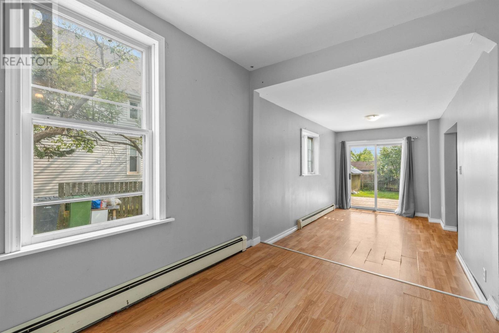 91 A/b Beach Street Property Photo 8
