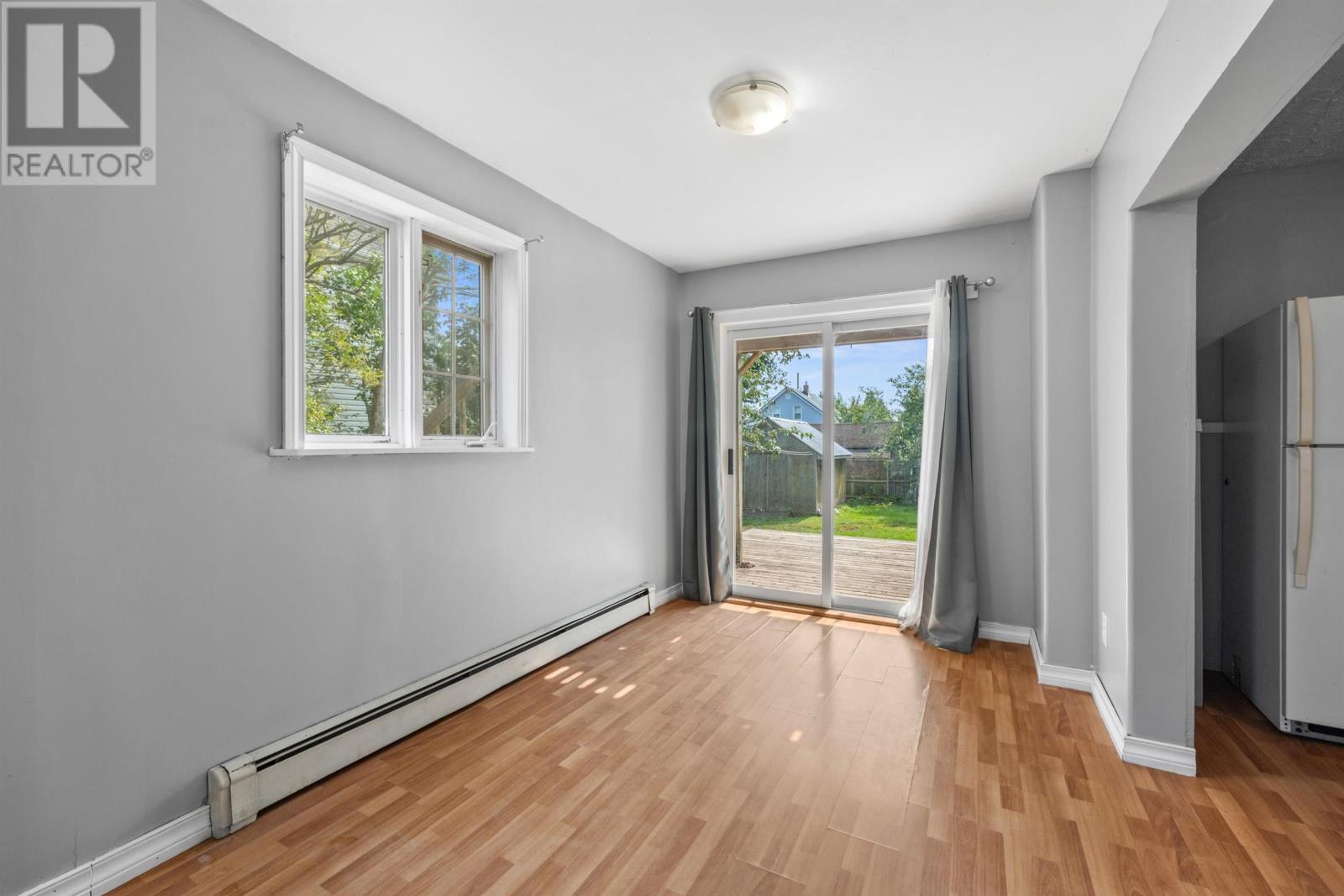 91 A/b Beach Street Property Photo 10