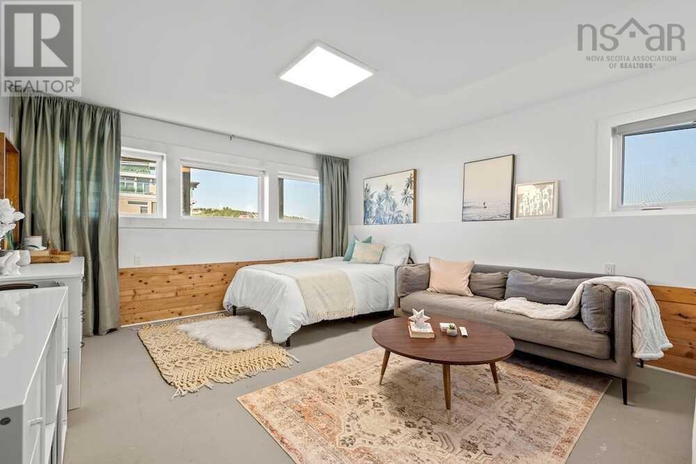 8 Wyndenfog Lane Property Photo 8