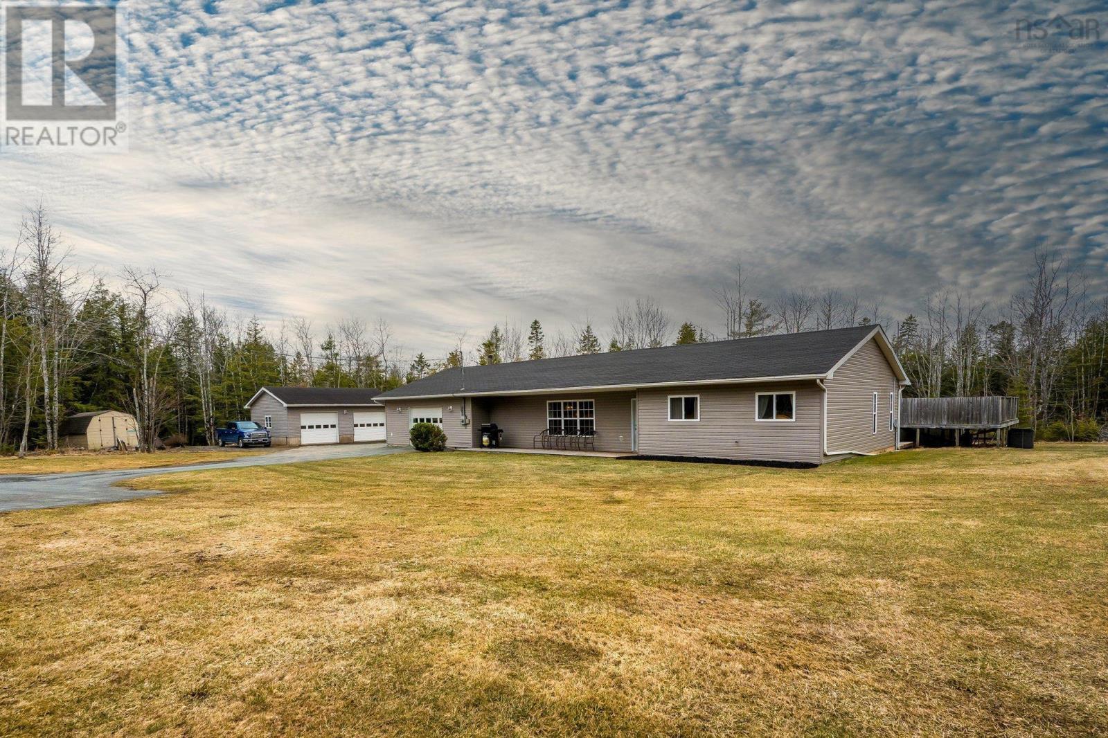 67 Skyridge Drive Property Photo 2