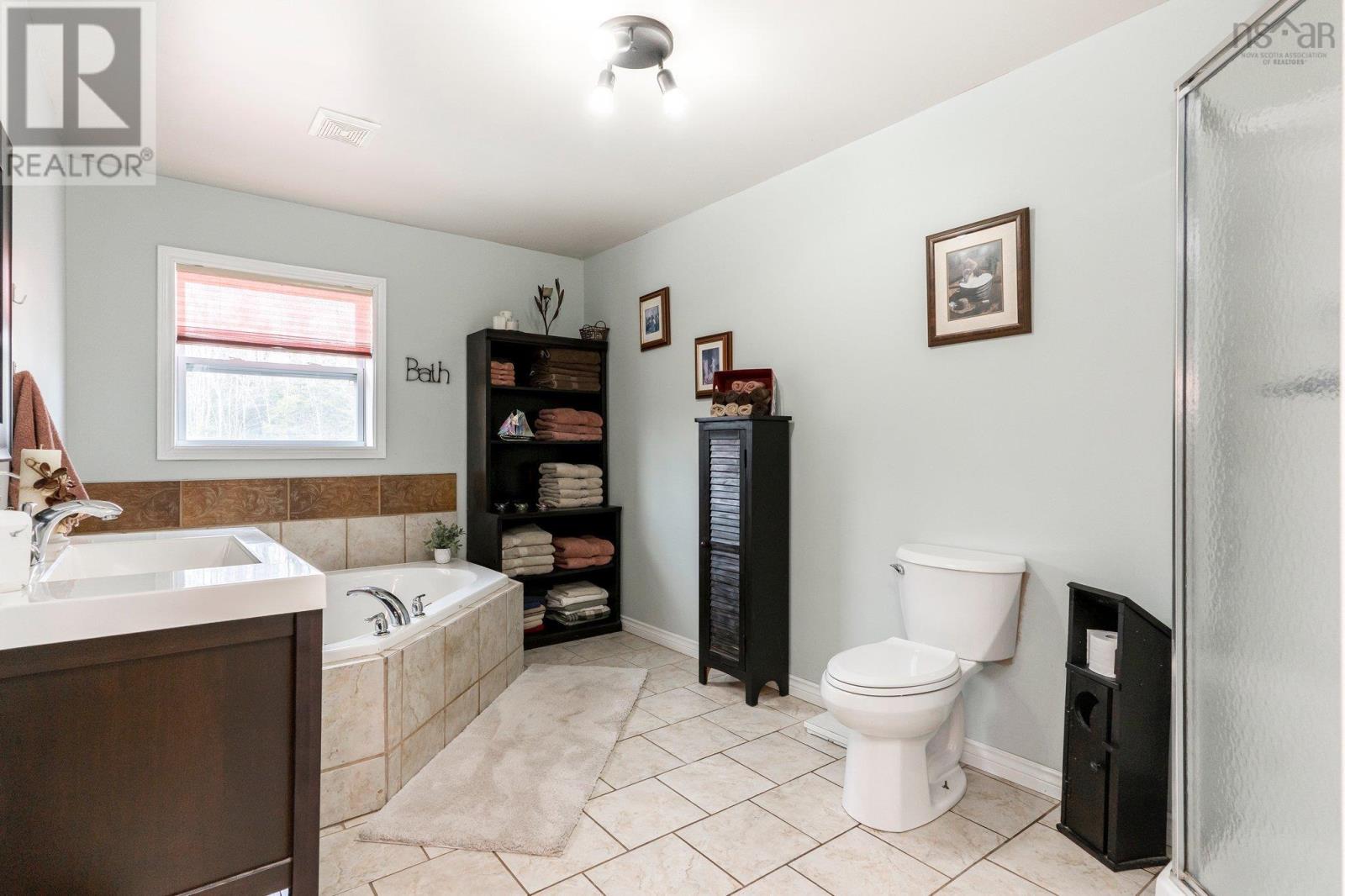 67 Skyridge Drive Property Photo 10