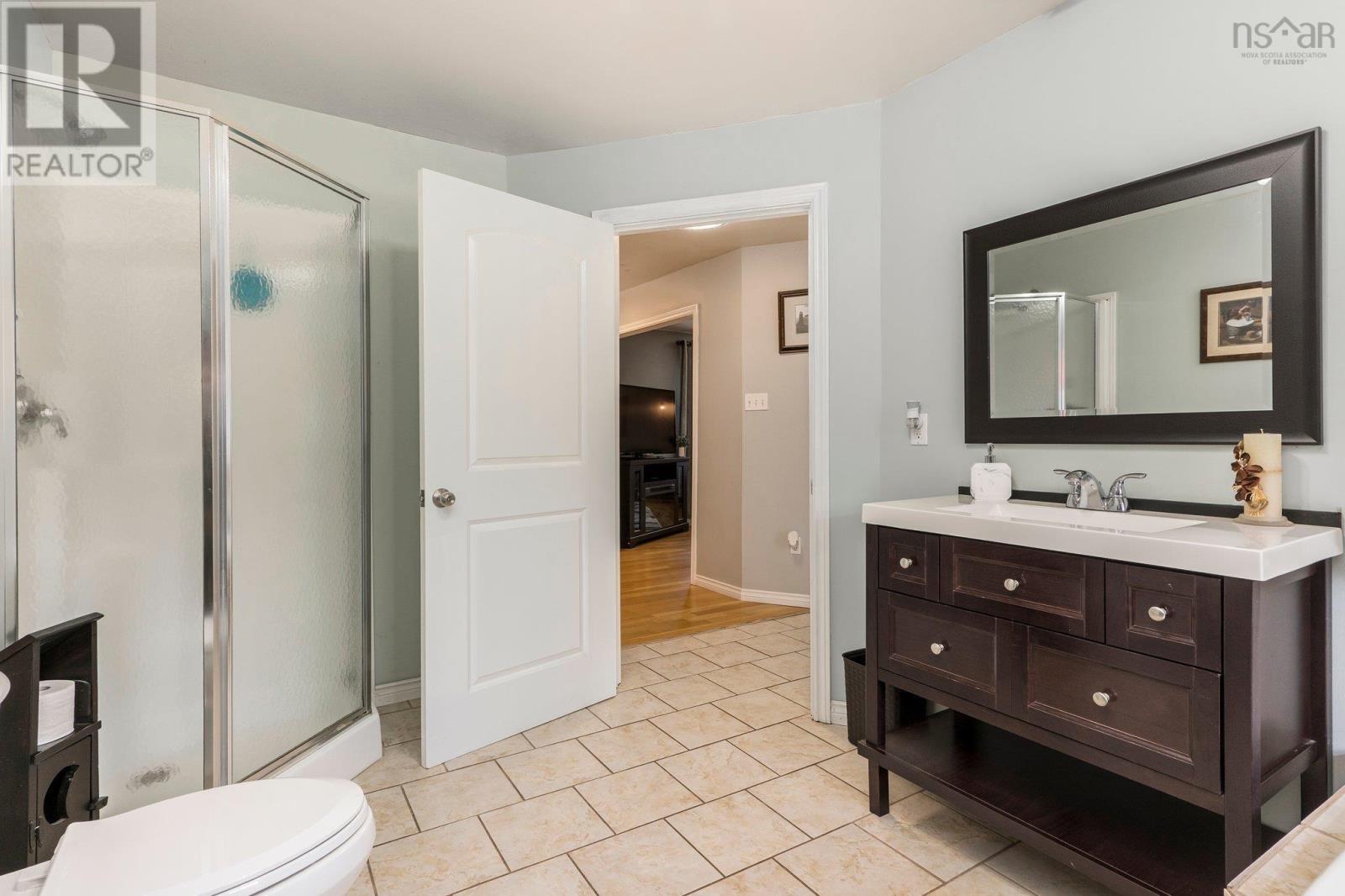 67 Skyridge Drive Property Photo 12