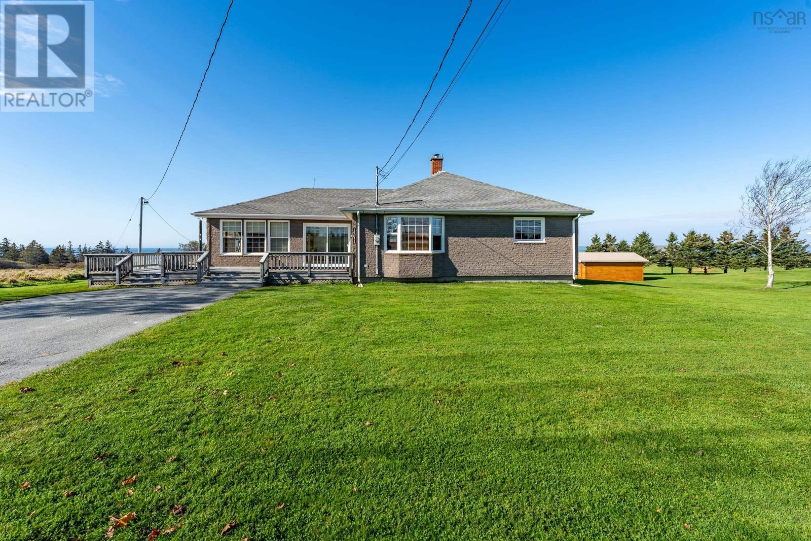 1271 Highway 1 Property Photo 1