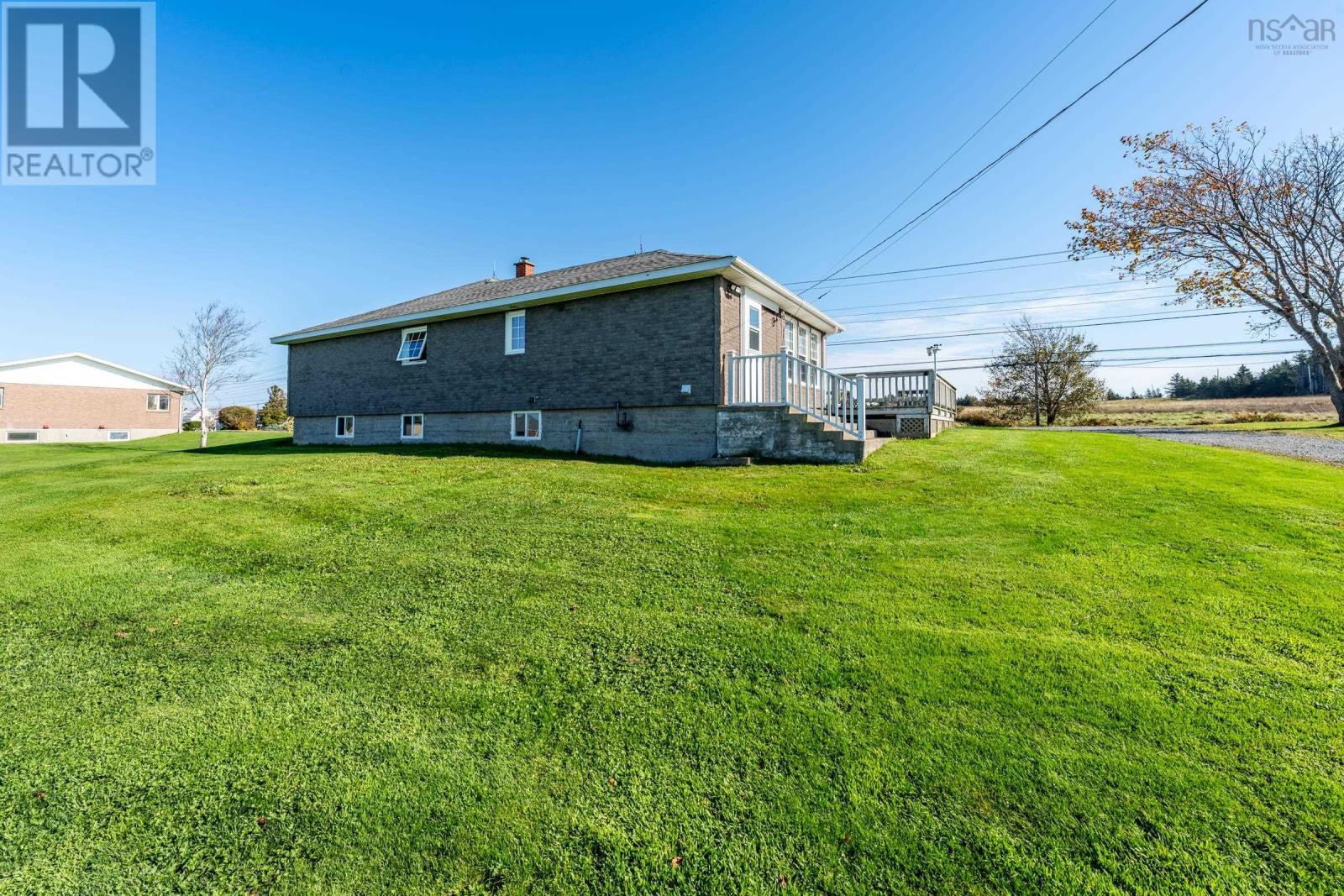1271 Highway 1 Property Photo 4