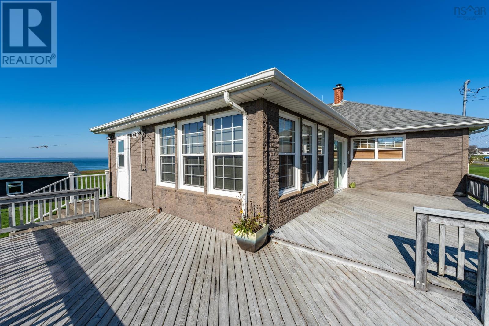 1271 Highway 1 Property Photo 7