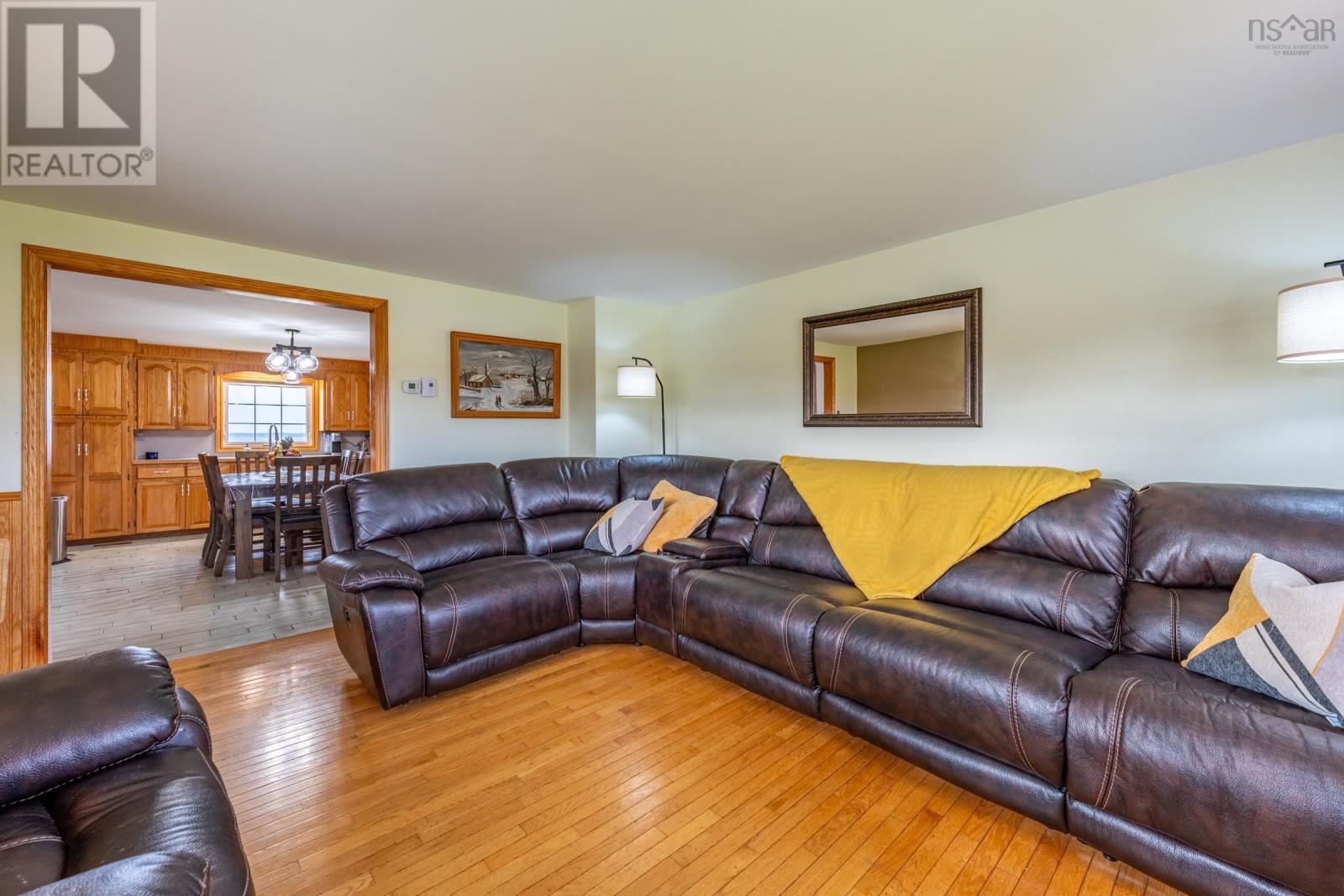 1271 Highway 1 Property Photo 15