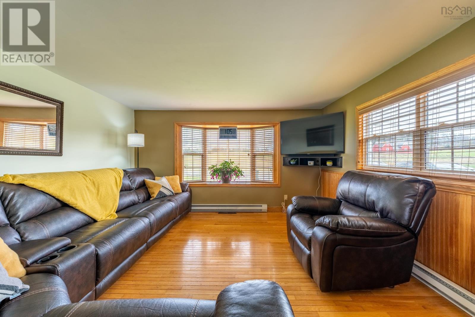 1271 Highway 1 Property Photo 16