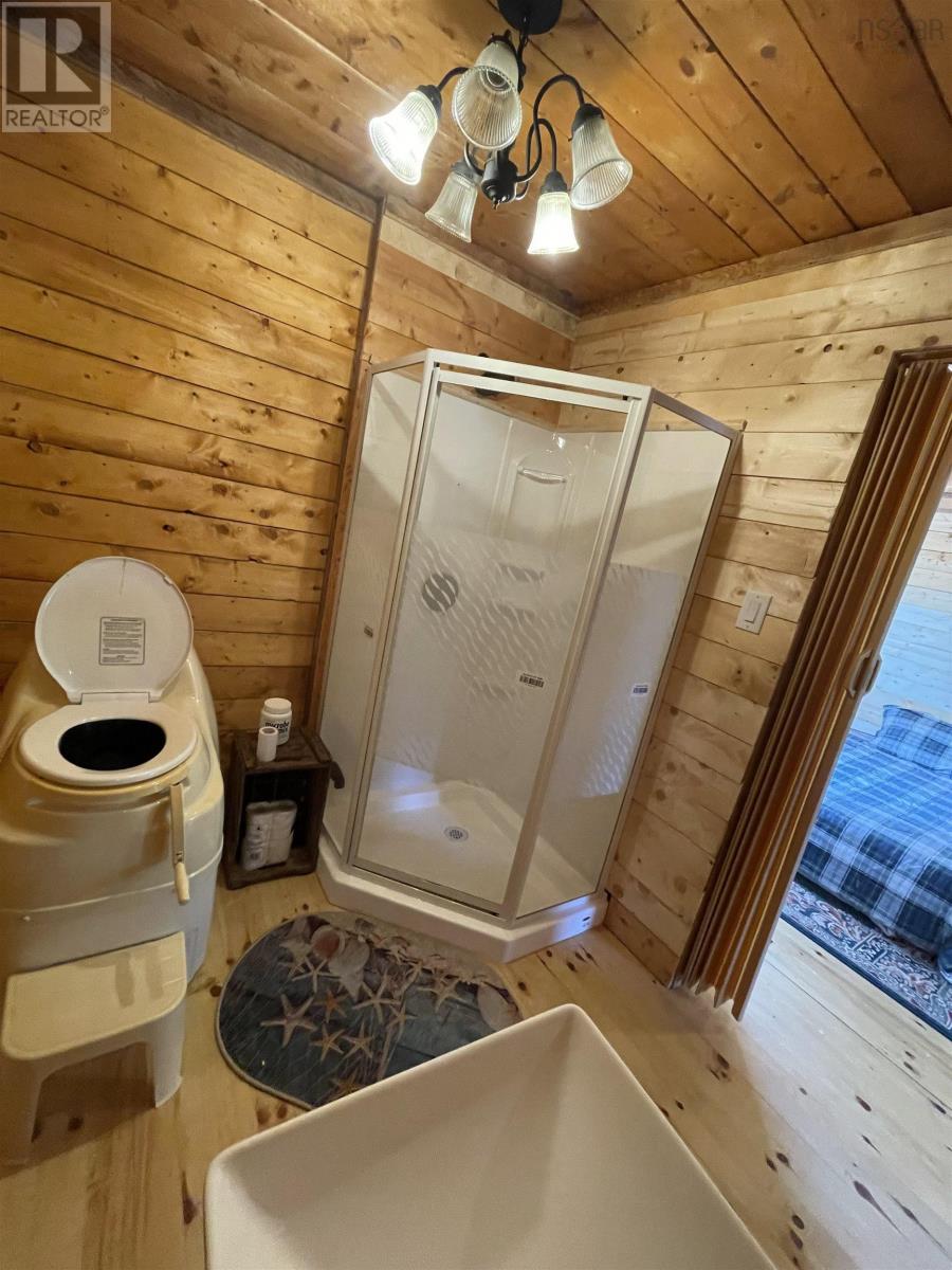 25 Ton Timber Hills Road Property Photo 15