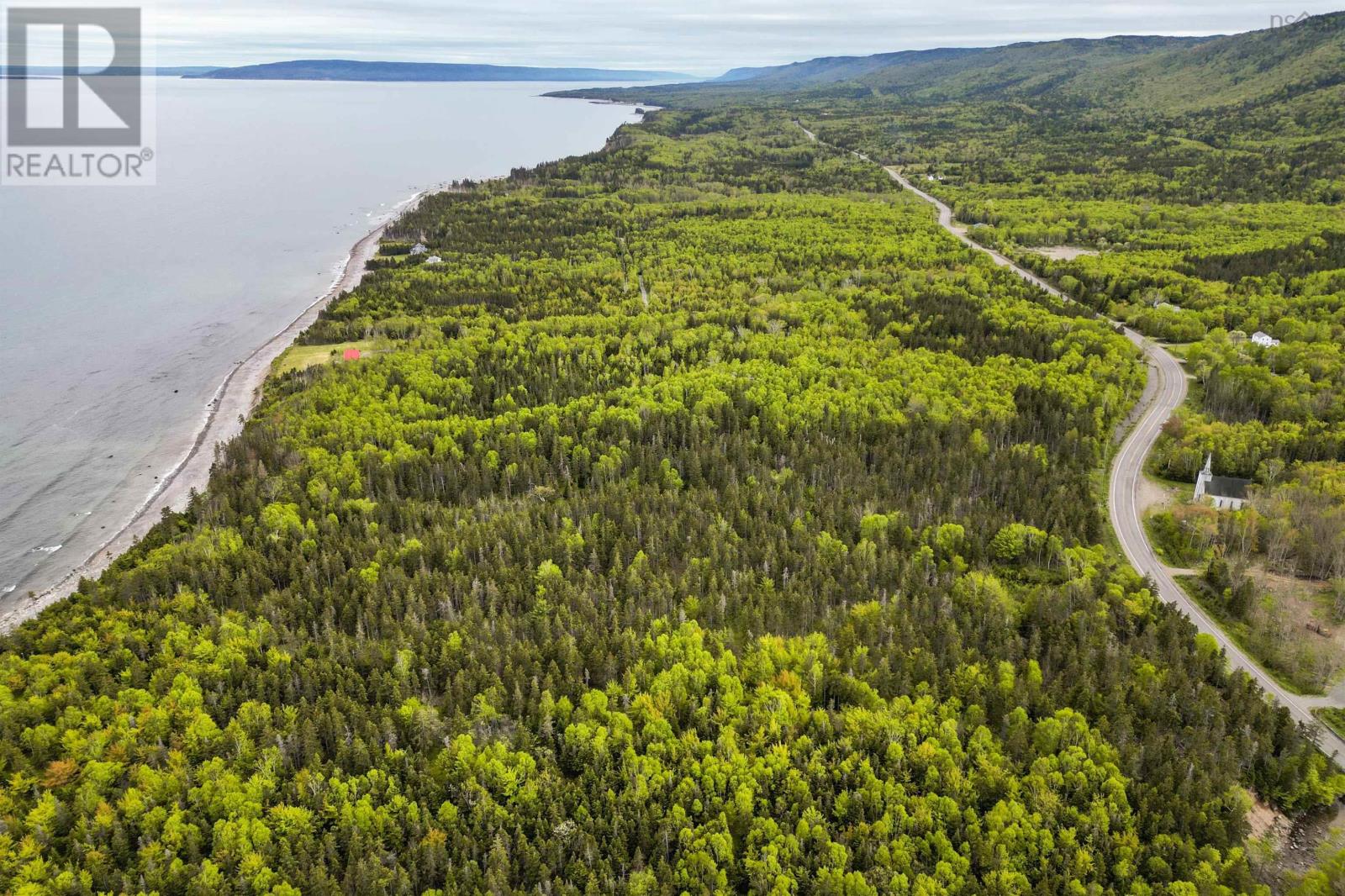 42979 Cabot Trail Property Photo 10