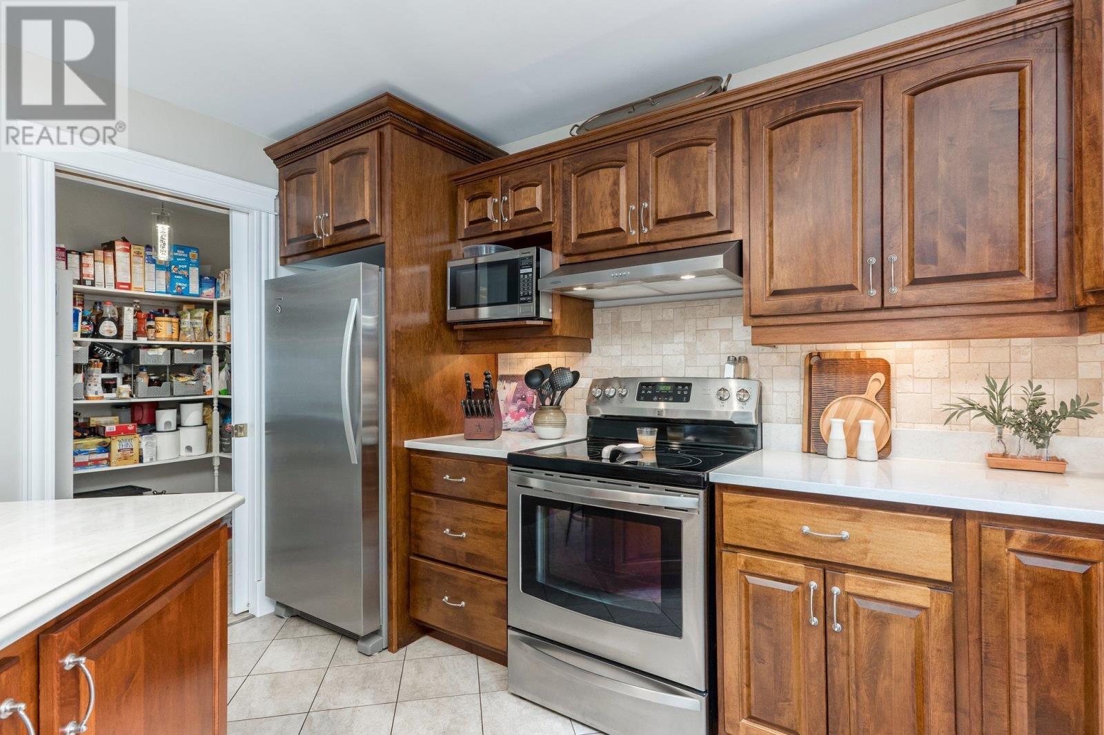 32 Halewood Drive Property Photo 12