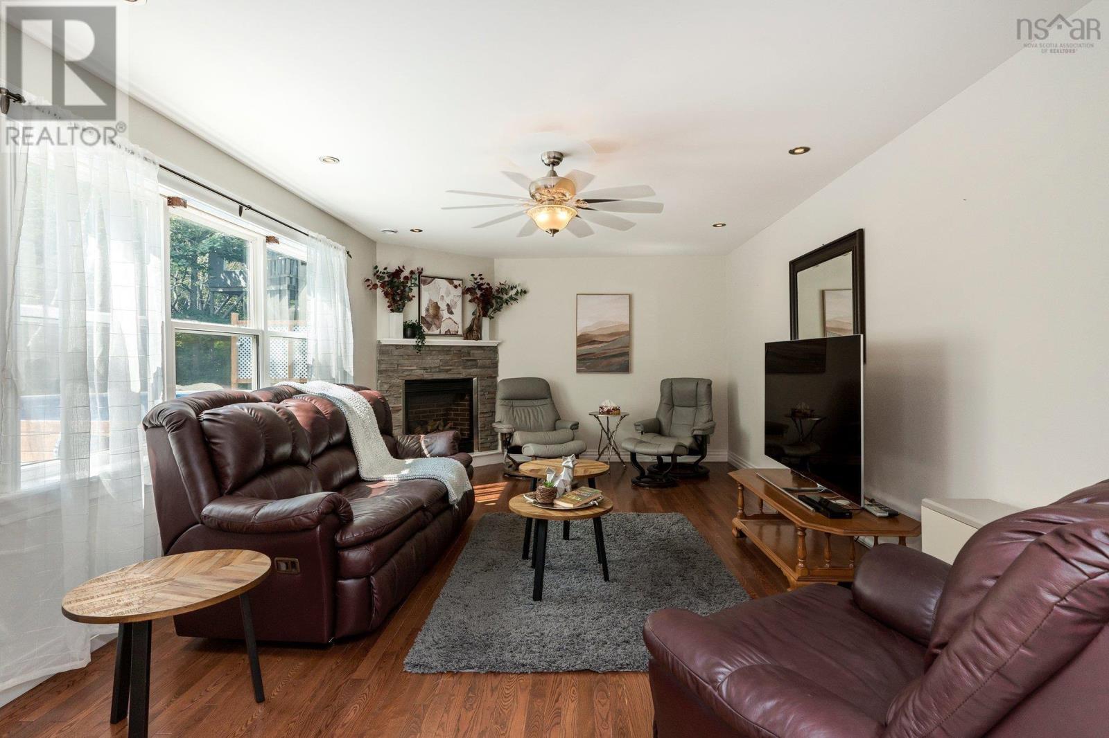 32 Halewood Drive Property Photo 15