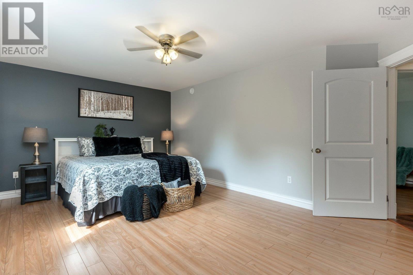 32 Halewood Drive Property Photo 26