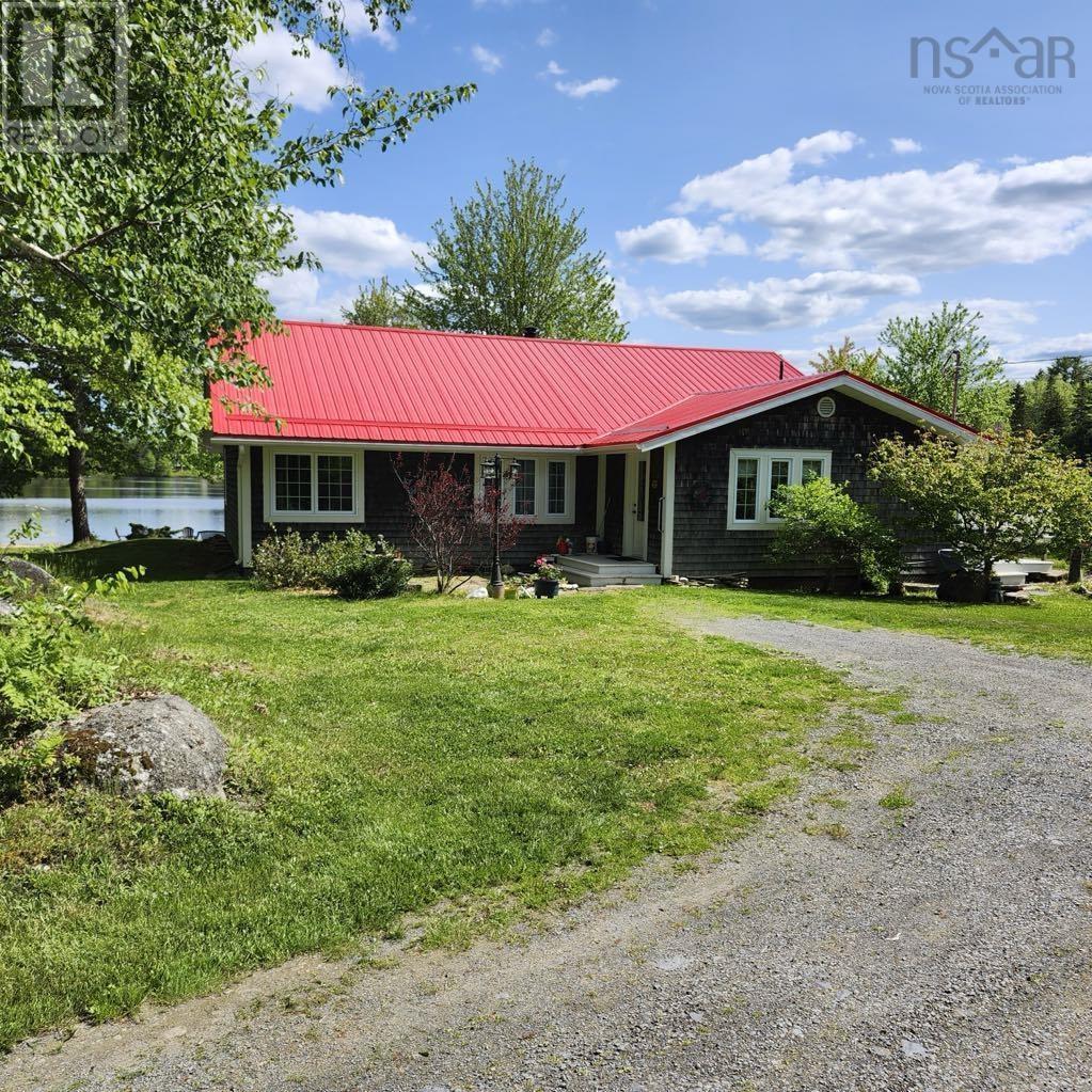 157 Freeman Lake Lane Property Photo 4