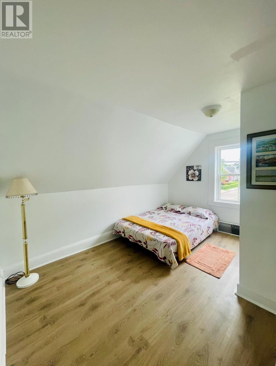 100 Granville Street Property Photo 10
