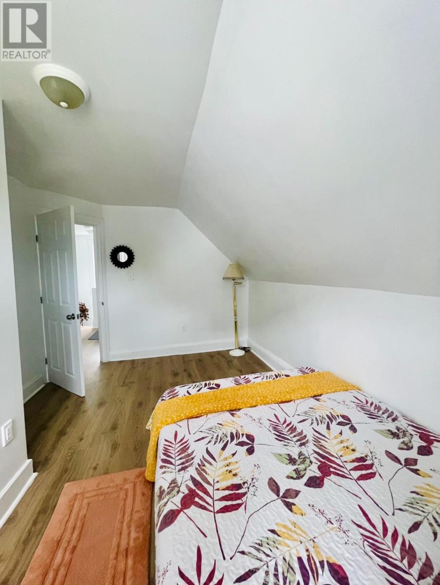100 Granville Street Property Photo 12