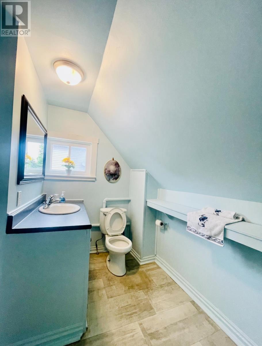 100 Granville Street Property Photo 15