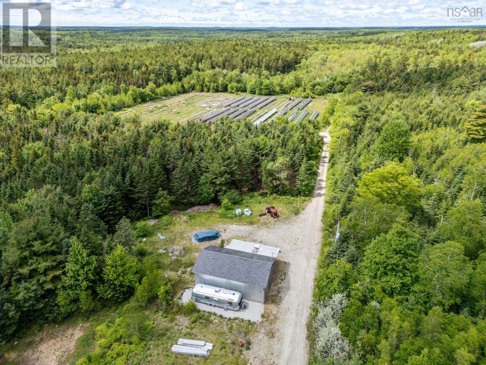 2925 Highway 203 Property Photo 12