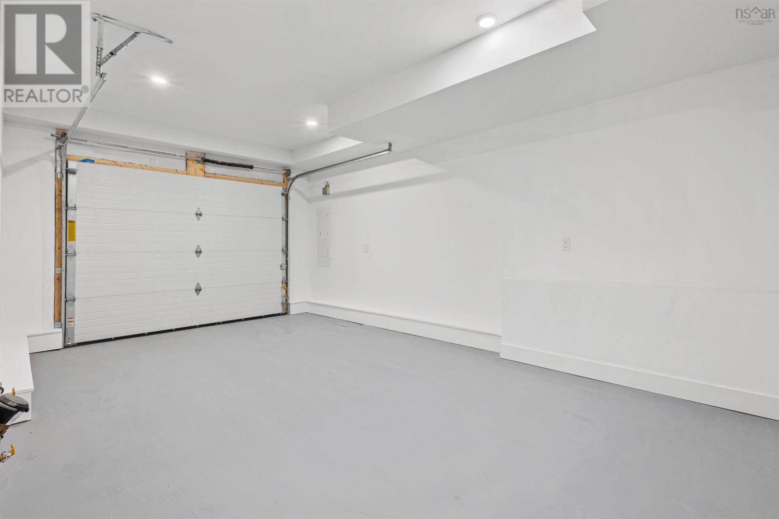 1525 King Street Property Photo 16