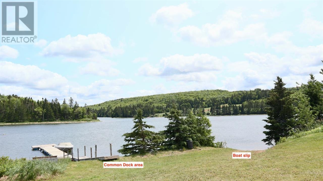 C-10 Forest View Court Property Photo 10