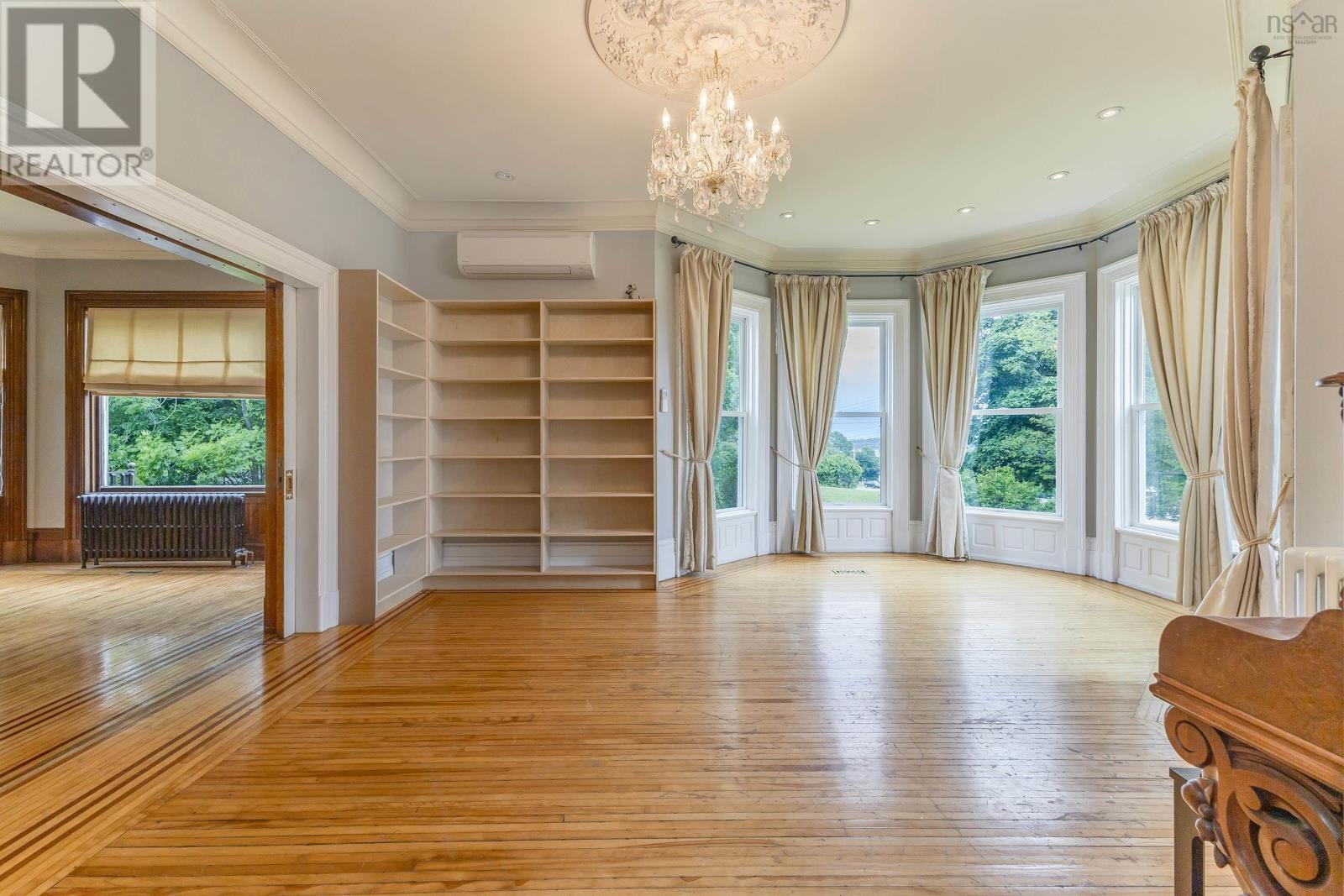 52 Beeches Road Property Photo 6