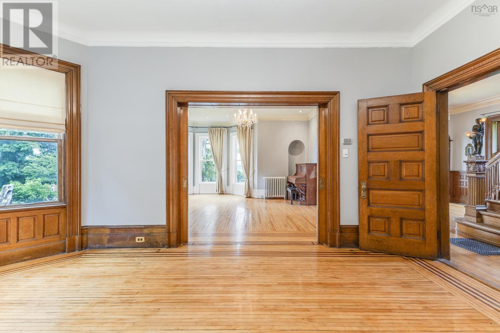 52 Beeches Road Property Photo 12
