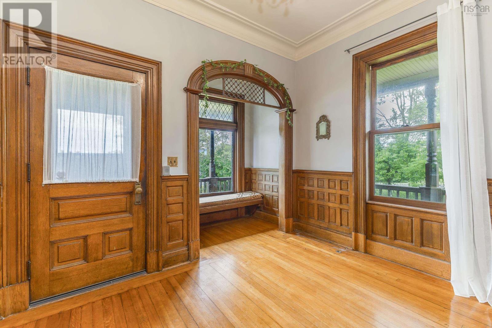52 Beeches Road Property Photo 14