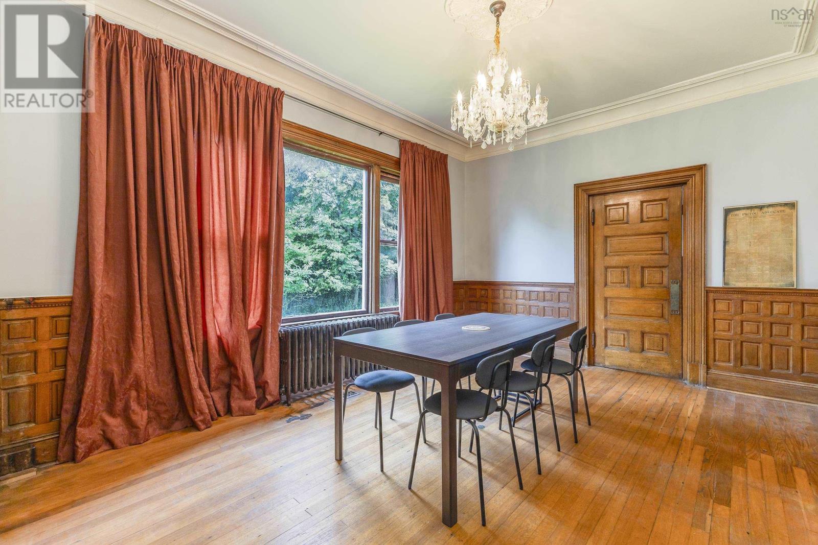 52 Beeches Road Property Photo 15