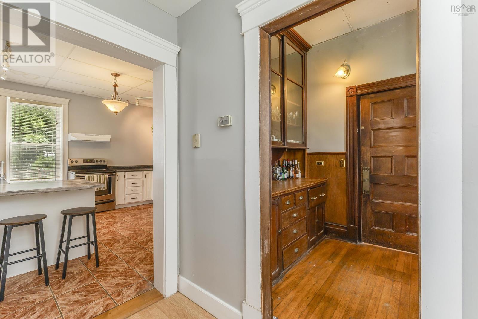 52 Beeches Road Property Photo 18