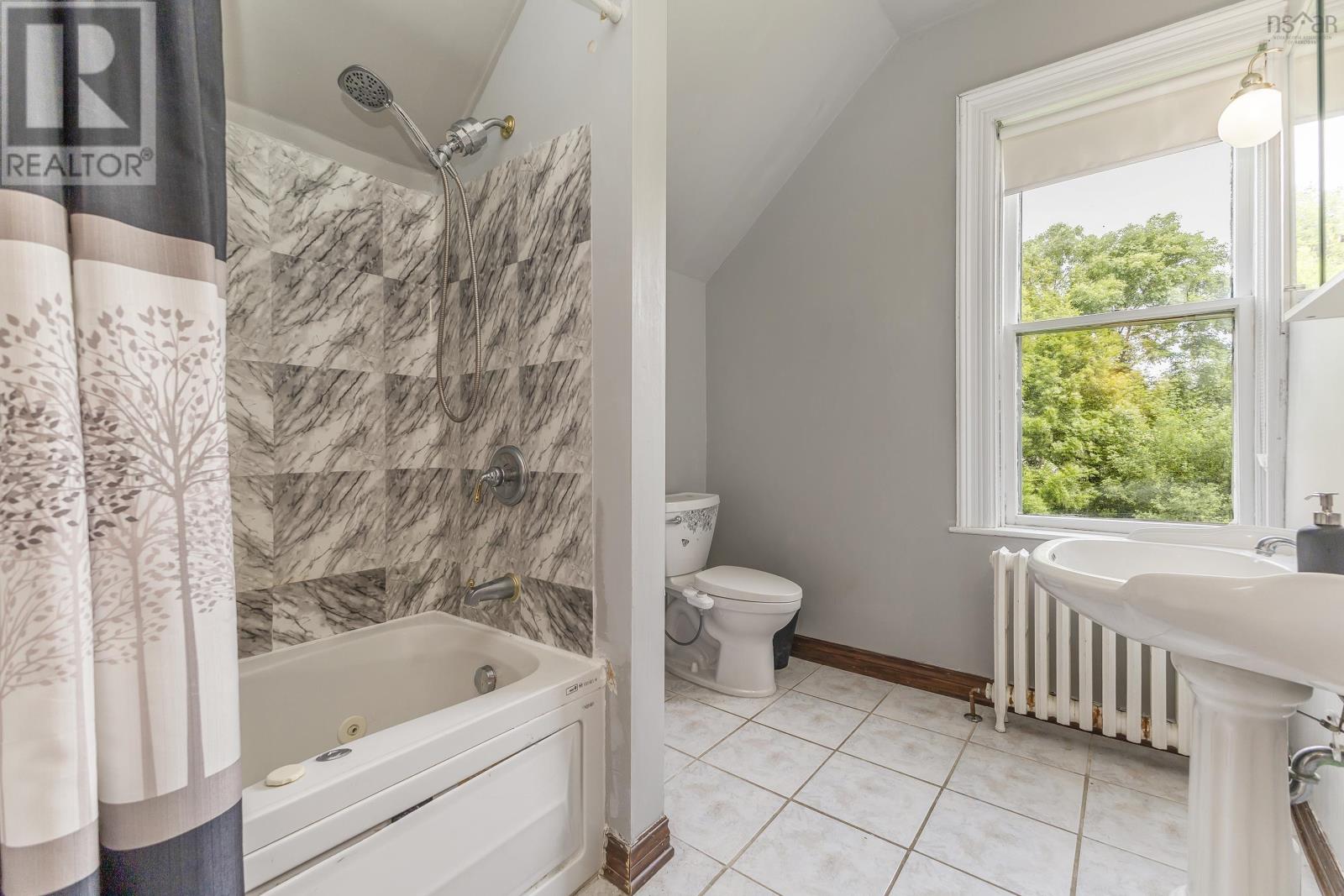 52 Beeches Road Property Photo 34