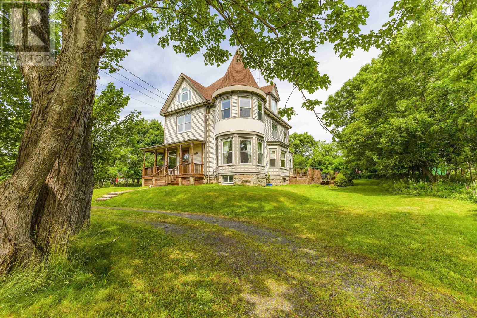 52 Beeches Road Property Photo 46