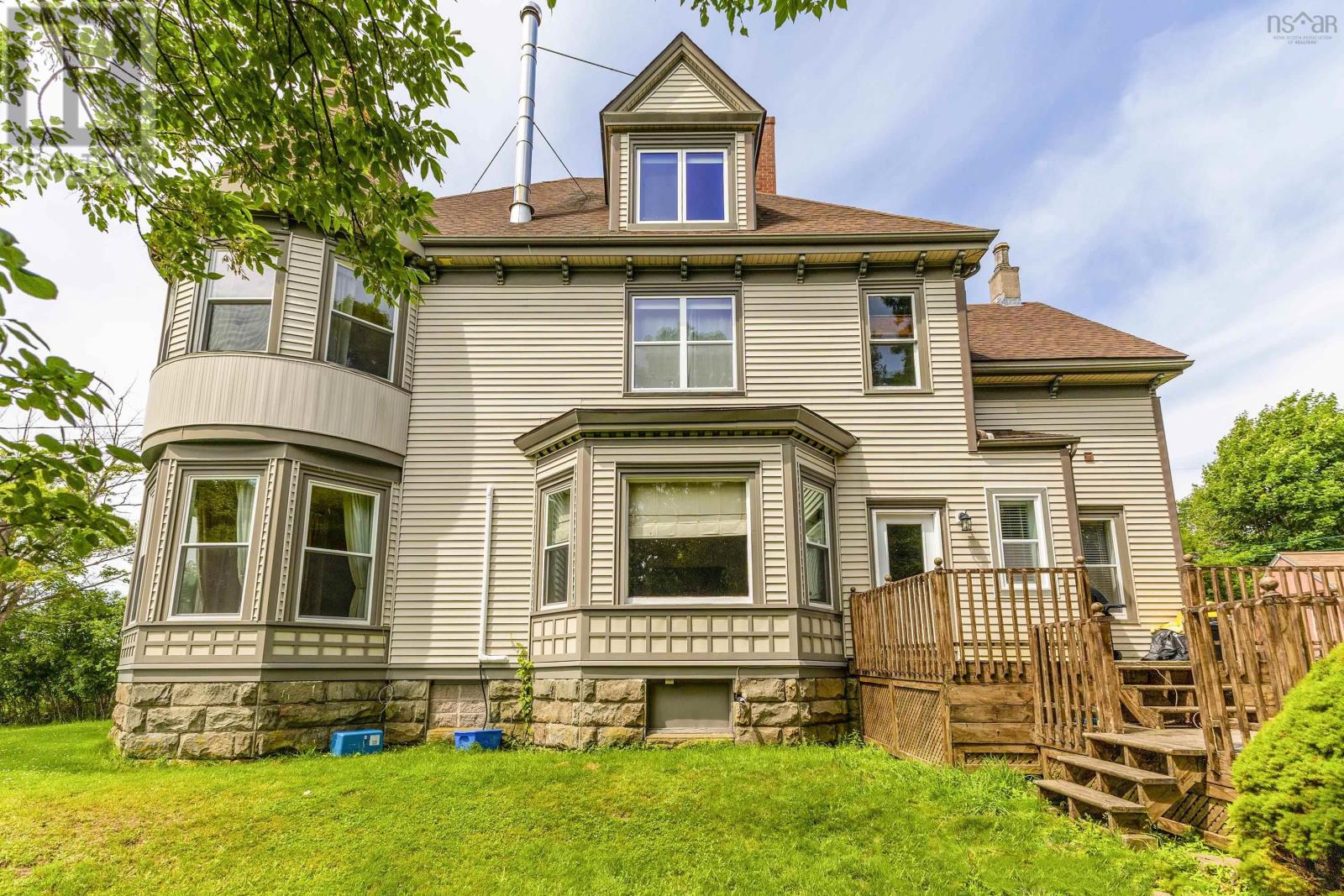 52 Beeches Road Property Photo 47