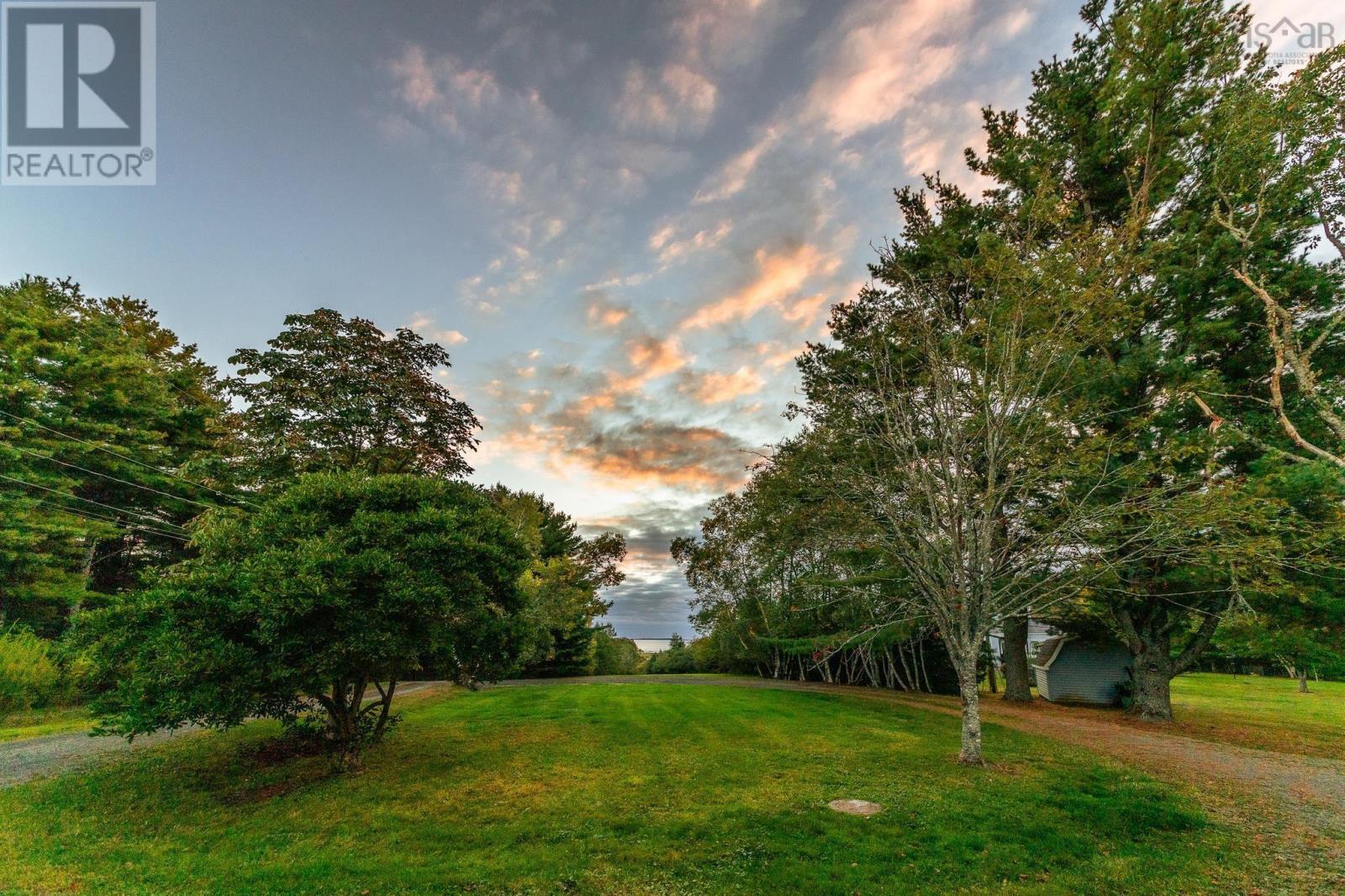 36 Whitetail Lane Property Photo 10