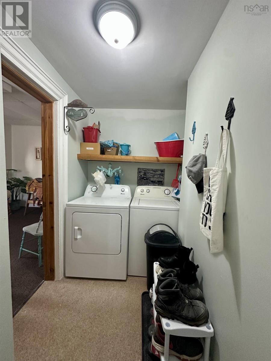 137-139 Water Street Property Photo 17