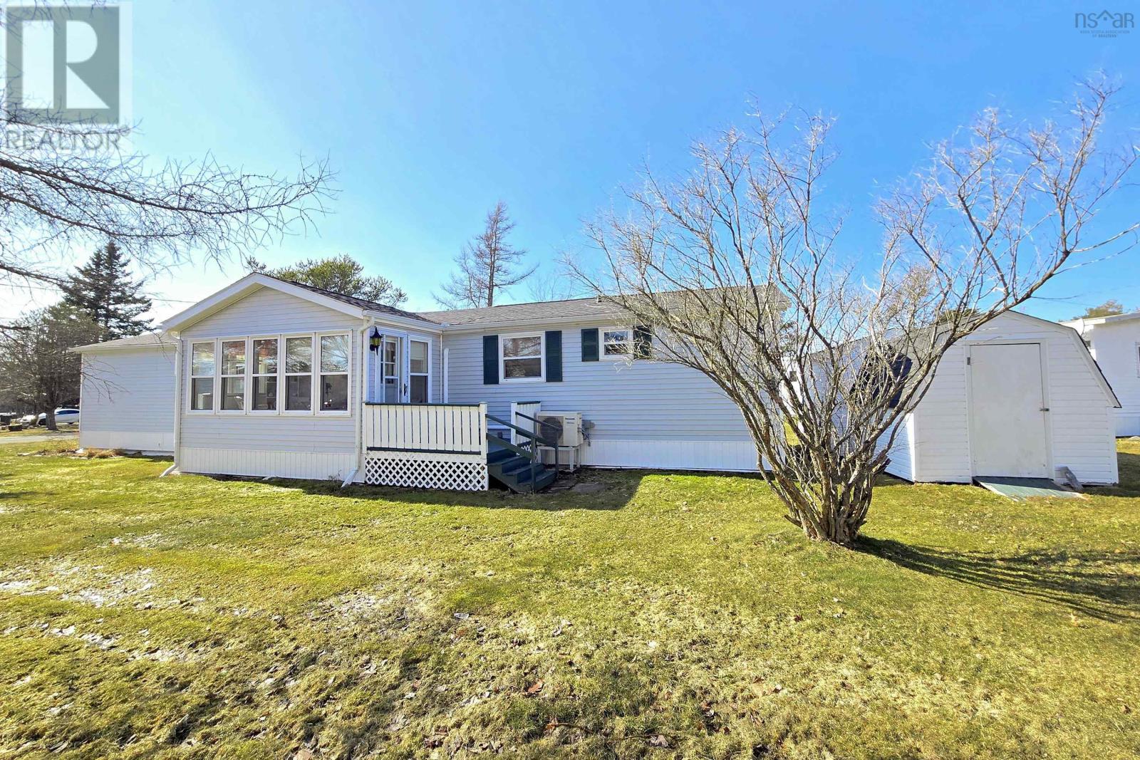 2 Lorne Crescent Property Photo