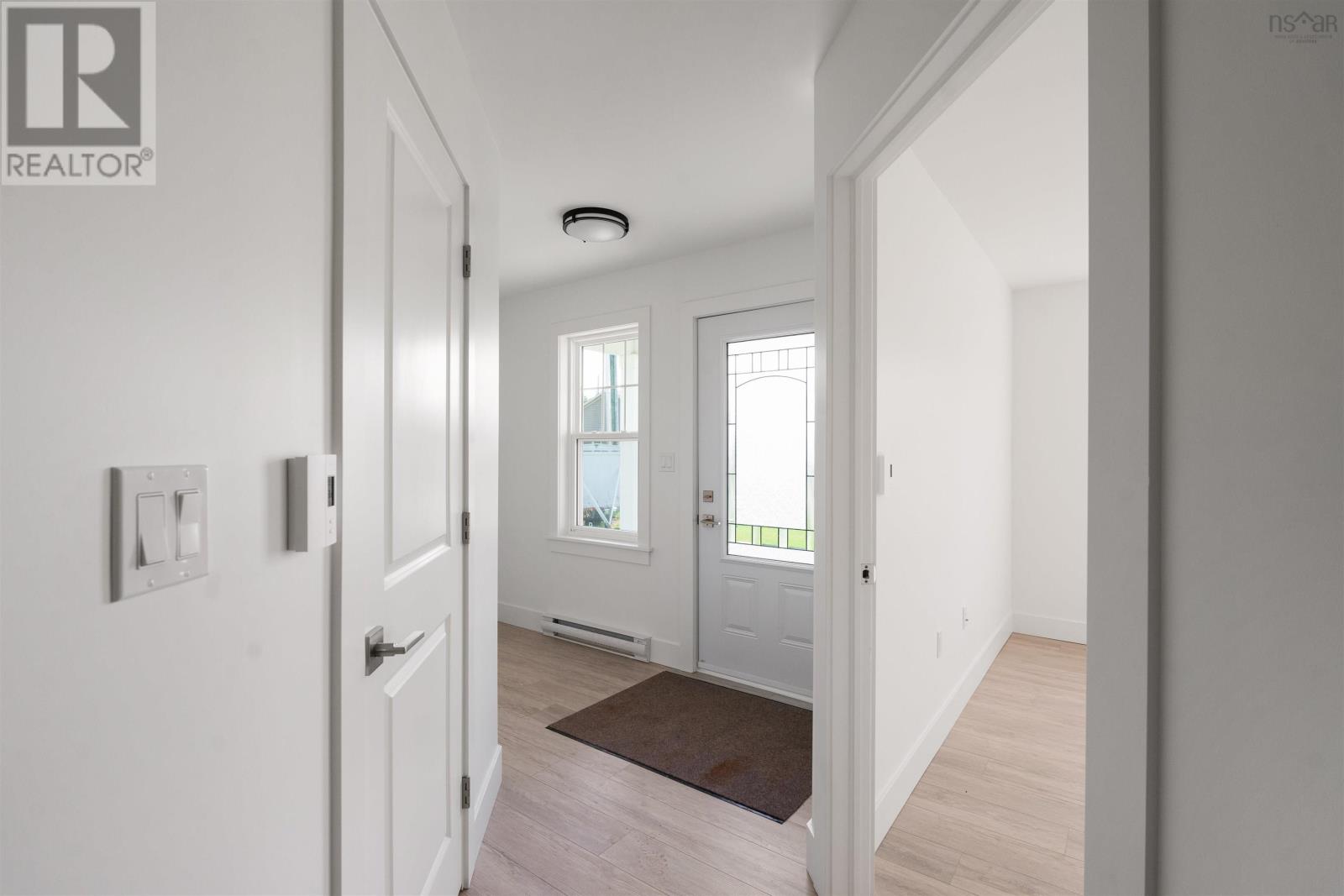 8 Elizabeth Avenue Property Photo 7