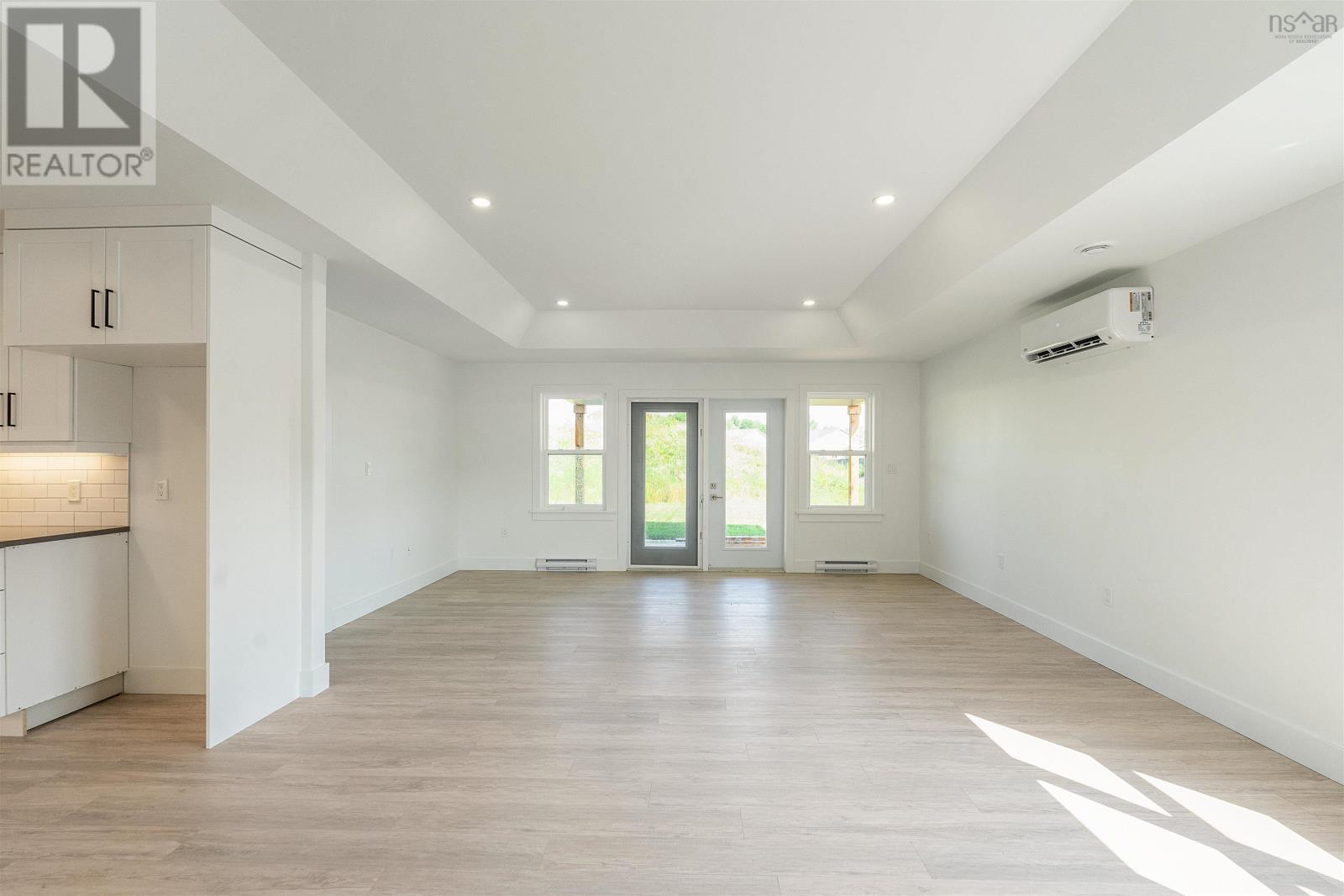 8 Elizabeth Avenue Property Photo 9