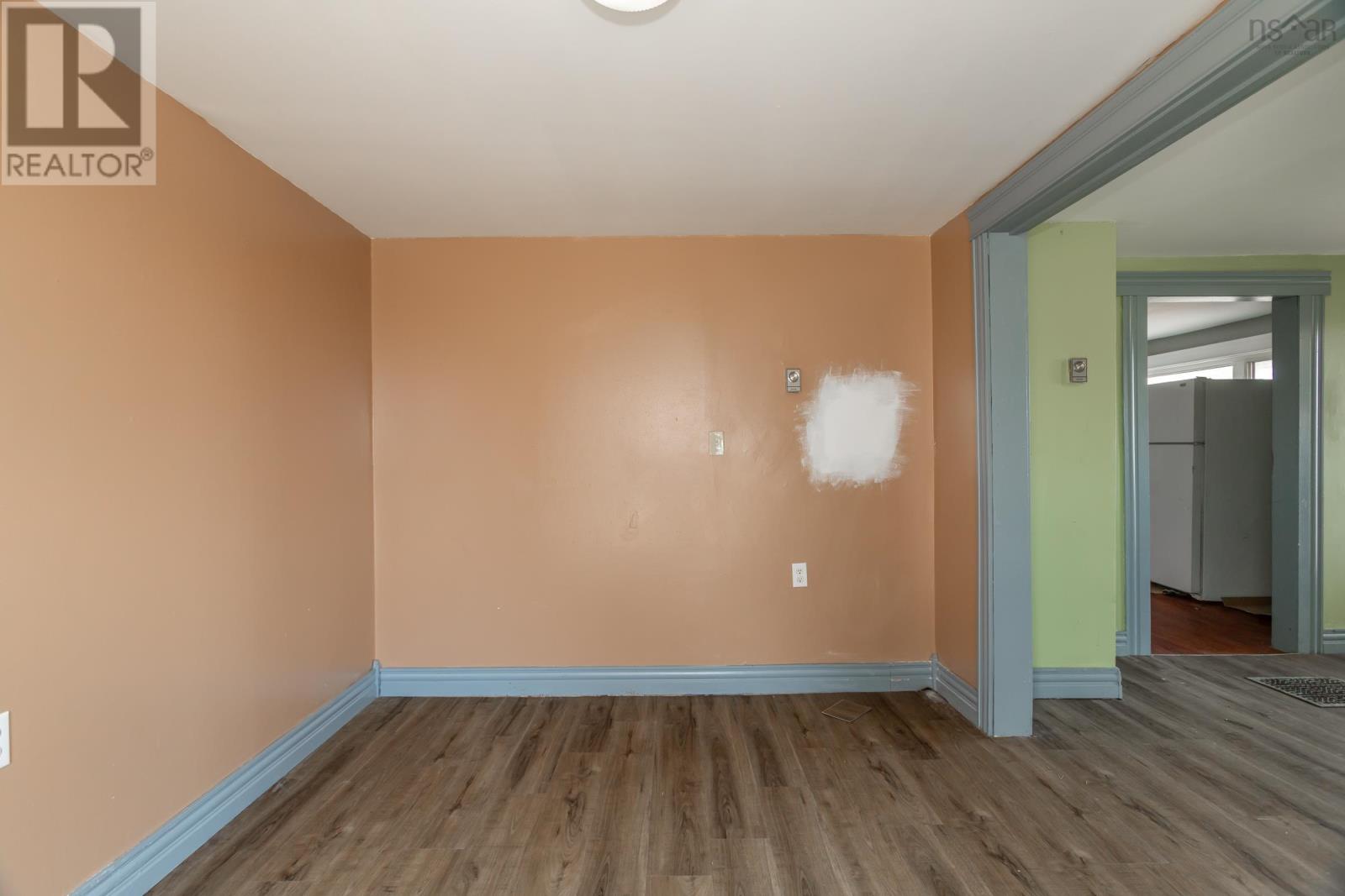 7972 Highway 101 Property Photo 12