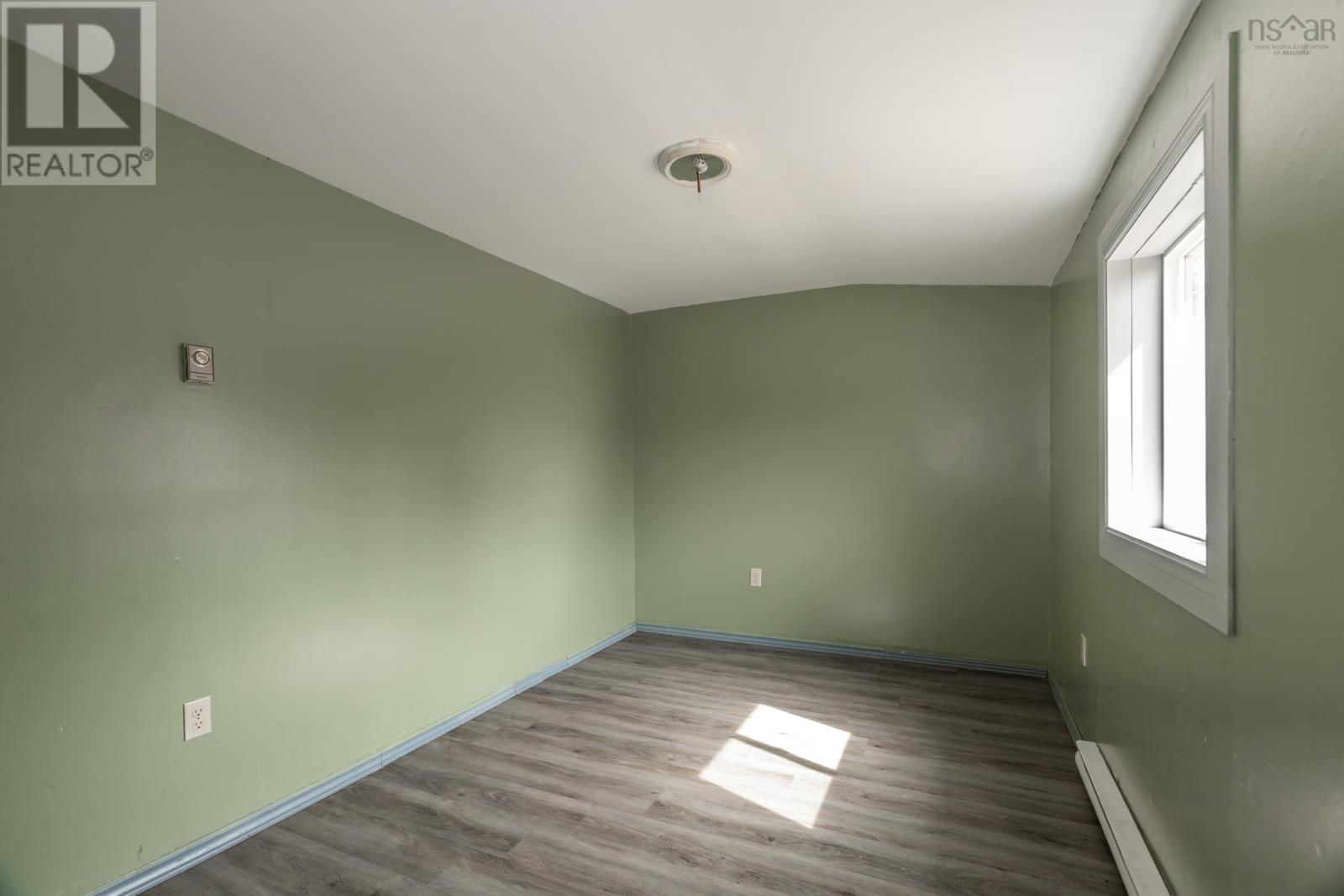 7972 Highway 101 Property Photo 17