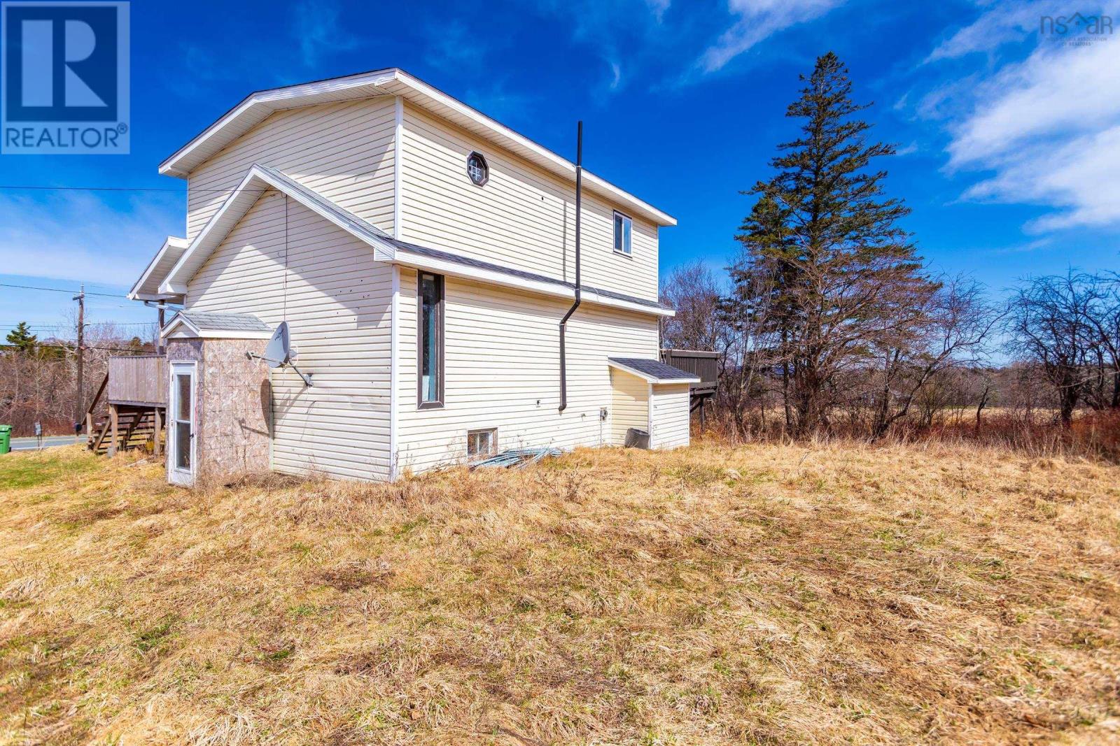 7972 Highway 101 Property Photo 26