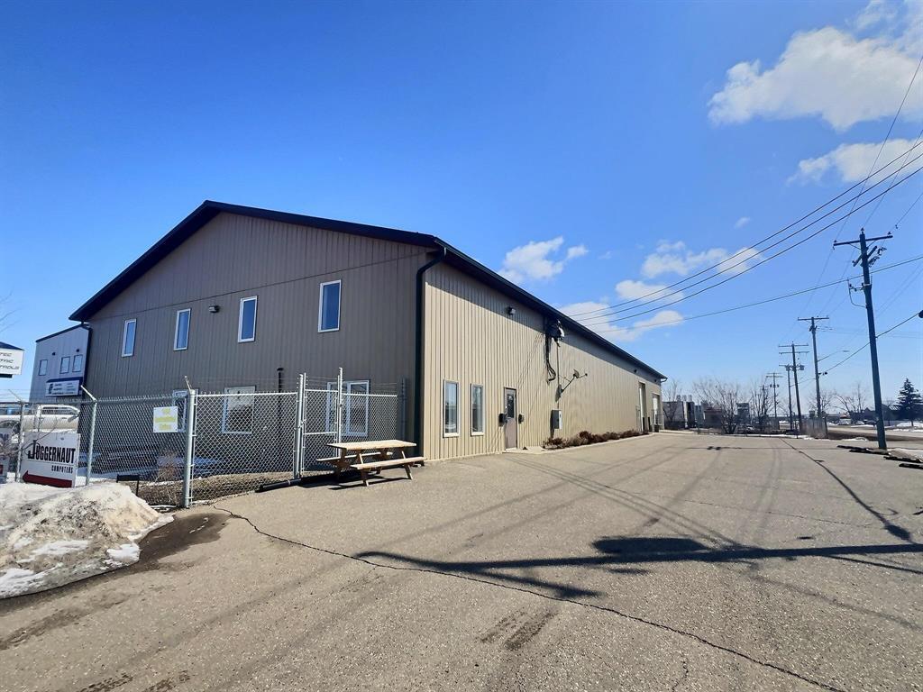 144 Industrial Drive Property Photo