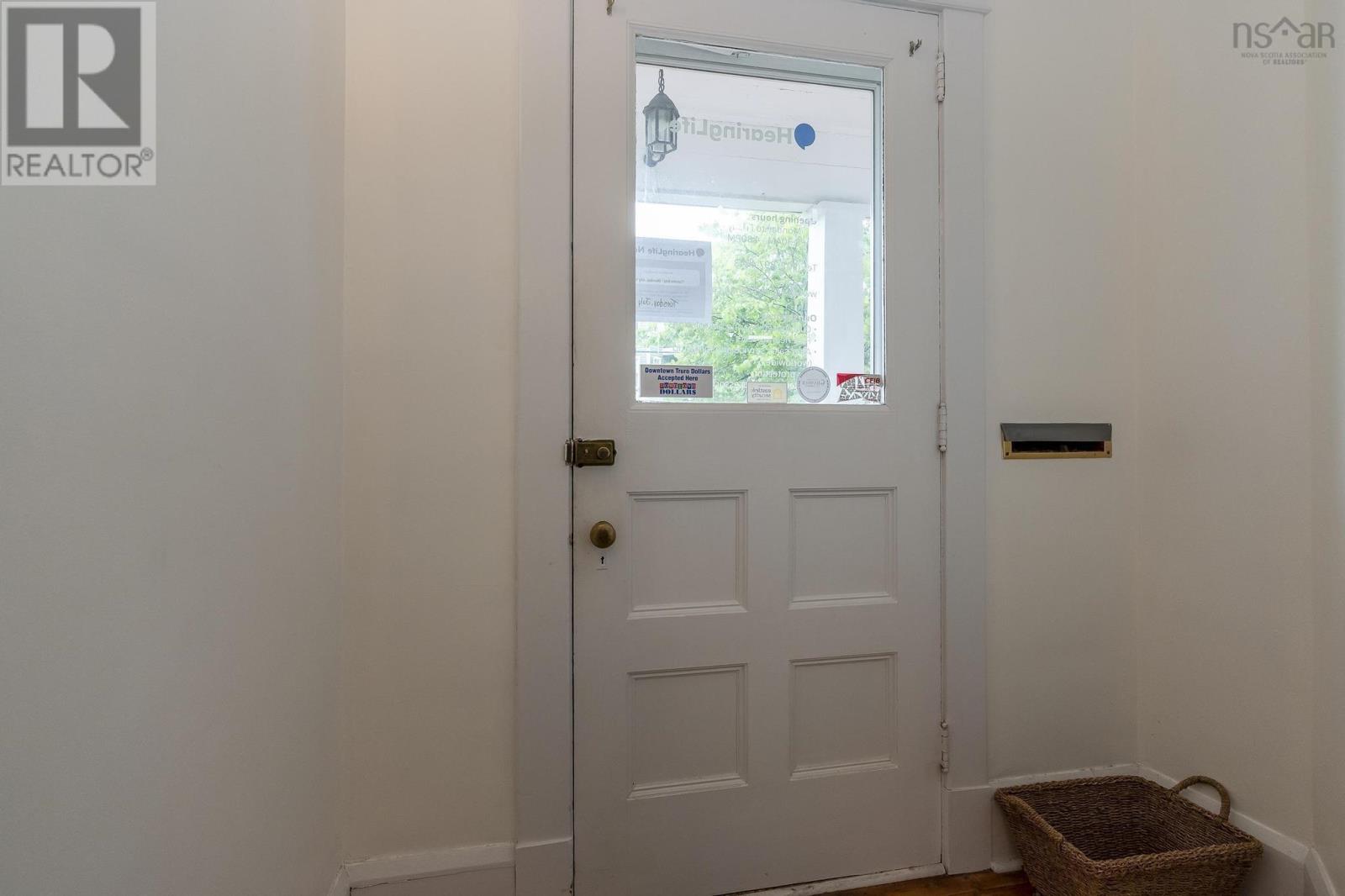 92 Willow Street Property Photo 30