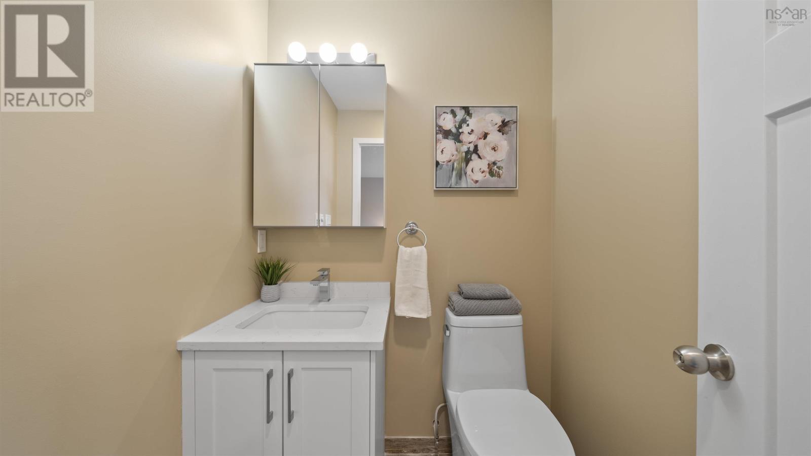 11 Lions Club Road Property Photo 26